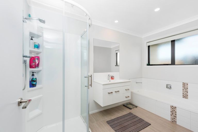 Photo of property in 26 Oka Street, Papamoa Beach, Papamoa, 3118