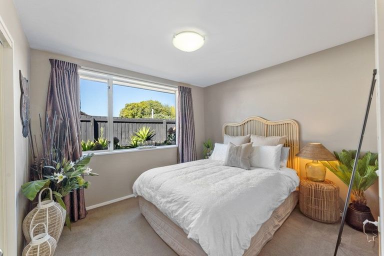 Photo of property in 2/54 Hudson Street, Bryndwr, Christchurch, 8053