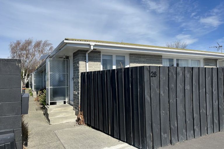 Photo of property in 2/26 Edgeware Road, St Albans, Christchurch, 8014