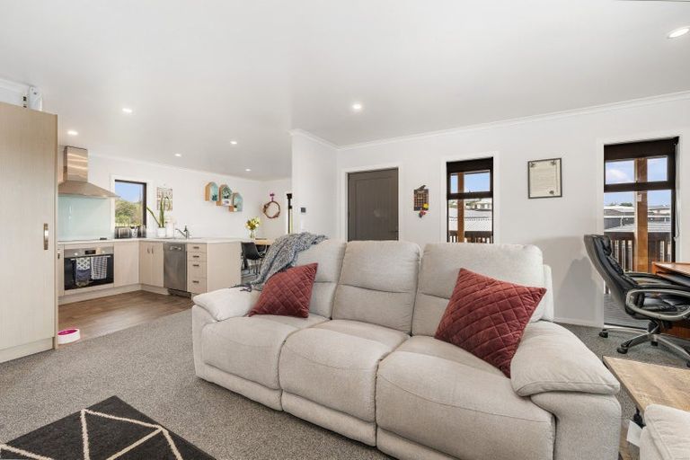 Photo of property in 6 Poplar Grove, Feilding, 4702