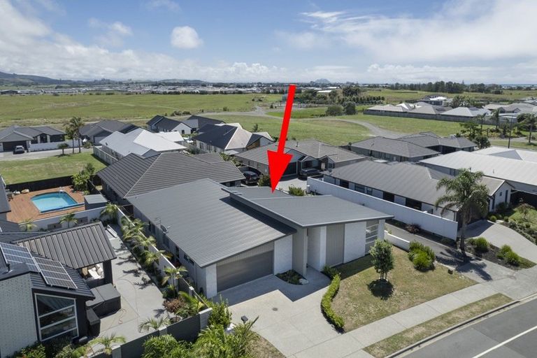 Photo of property in 116 Palm Springs Boulevard, Papamoa Beach, Papamoa, 3118