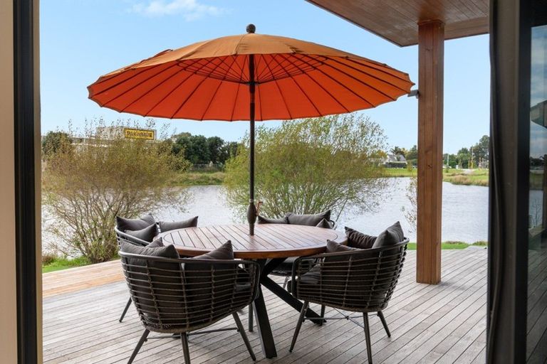 Photo of property in 166 Oriental Parade, Papamoa Beach, Papamoa, 3118