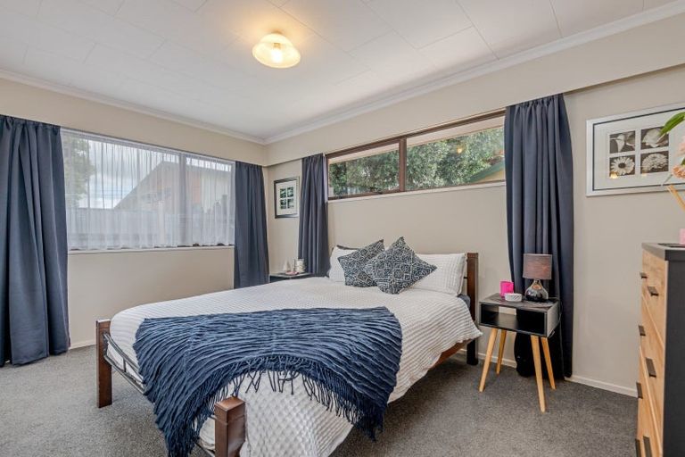 Photo of property in 111 College Street, Awapuni, Palmerston North, 4412
