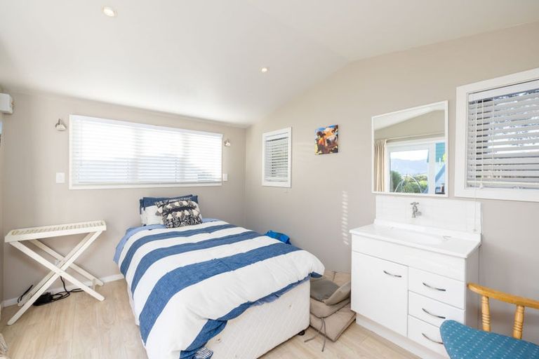 Photo of property in 17 James Drive, Diamond Harbour, Lyttelton, 8971