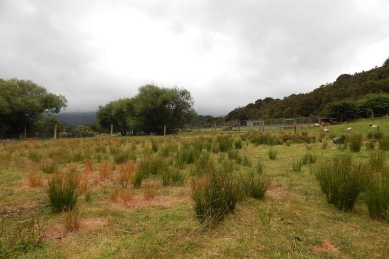 Photo of property in 3 Clifford Street, Blackball, 7804