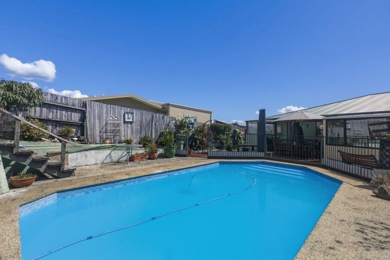 Photo of property in 12 Sutherland Road, Brookfield, Tauranga, 3110