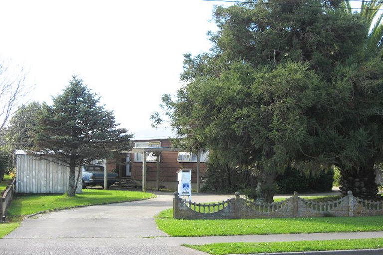 Photo of property in 28 Johnson Street, Bulls, 4818