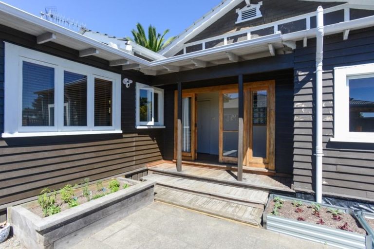 Photo of property in 219 Georges Drive, Napier South, Napier, 4110