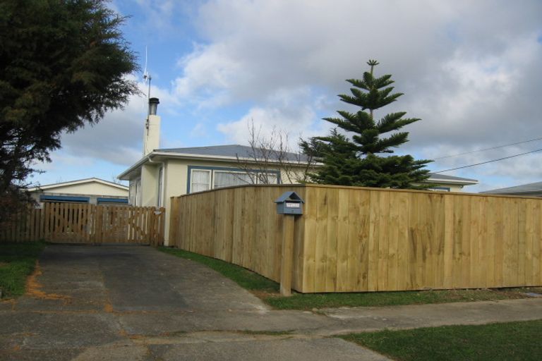 Photo of property in 1 Macmillan Place, Feilding, 4702