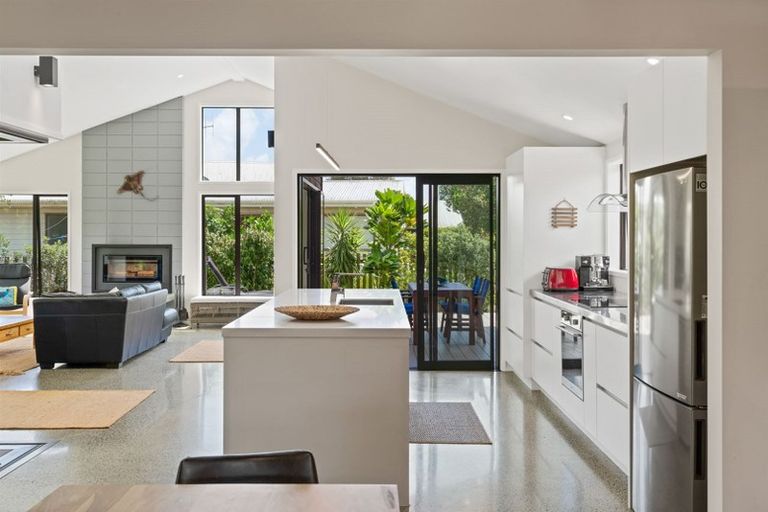 Photo of property in 15 Pinewood Place, Mangawhai Heads, Mangawhai, 0505