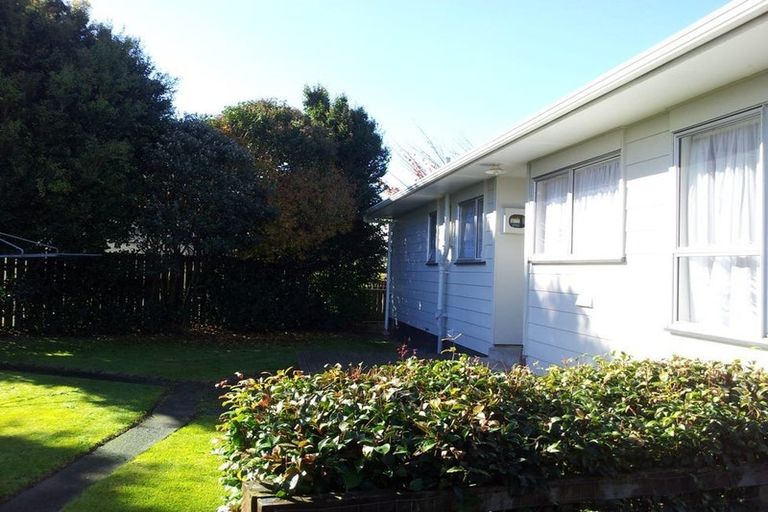 Photo of property in 10 Aarts Avenue, Manurewa, Auckland, 2102