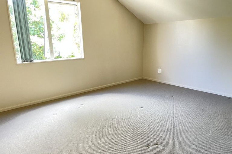 Photo of property in 3/57 Gladstone Road, Northcote, Auckland, 0627