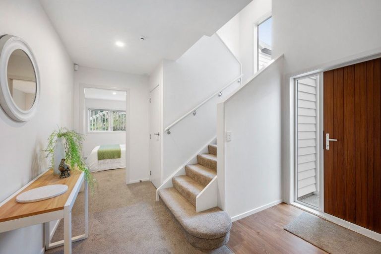 Photo of property in 11a Himalaya Crescent, Khandallah, Wellington, 6035