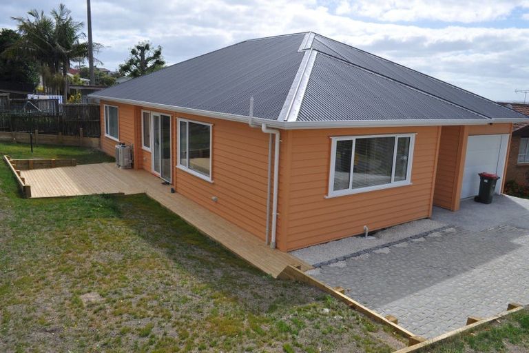 Photo of property in 111 Mountbatten Avenue, Hillcrest, Auckland, 0627