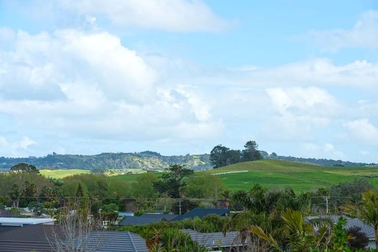 Photo of property in 9 Weka Street, Mangawhai, 0505