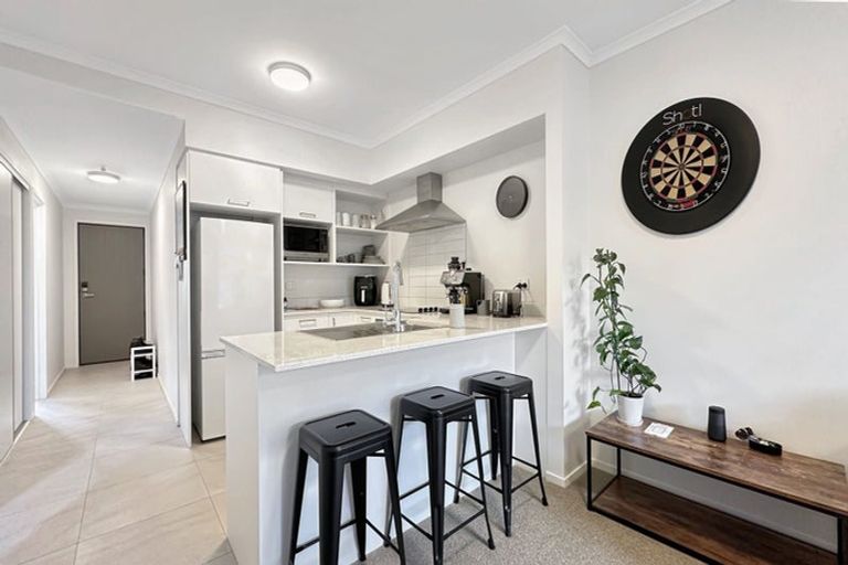 Photo of property in 29 Manarini Road, Westgate, Auckland, 0614