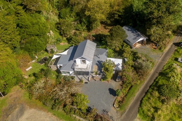 Photo of property in 5 Kirkpatrick Street, Kohukohu, 0491