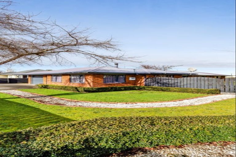 Photo of property in 12 Hunter Street, Normanby, Hawera, 4614