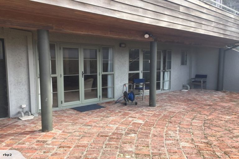 Photo of property in 11 Oceanview Road, Mount Maunganui, 3116