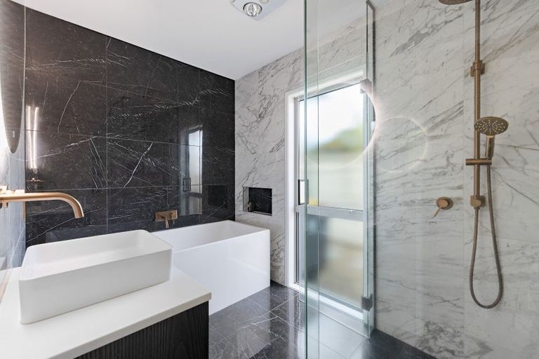 Photo of property in 9 Lakeview Quay, Pyes Pa, Tauranga, 3112