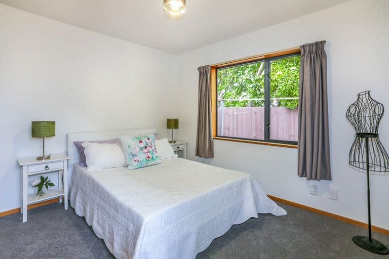 Photo of property in 2/10a Westmont Street, Ilam, Christchurch, 8041