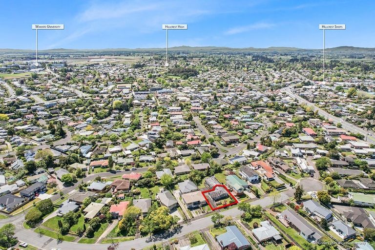 Photo of property in 53 Flynn Road, Hillcrest, Hamilton, 3216