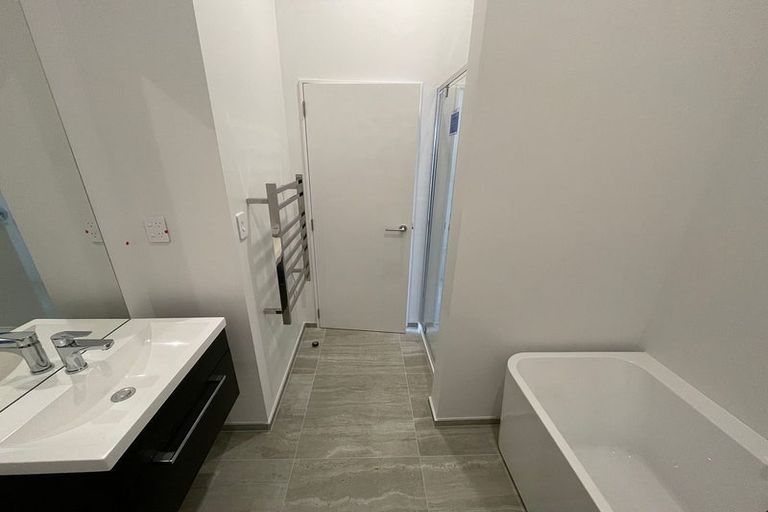 Photo of property in 11/50 Friend Street, Karori, Wellington, 6012