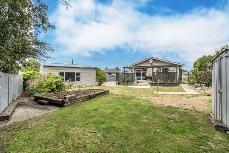 Photo of property in 27 Iona Place, Strathern, Invercargill, 9812