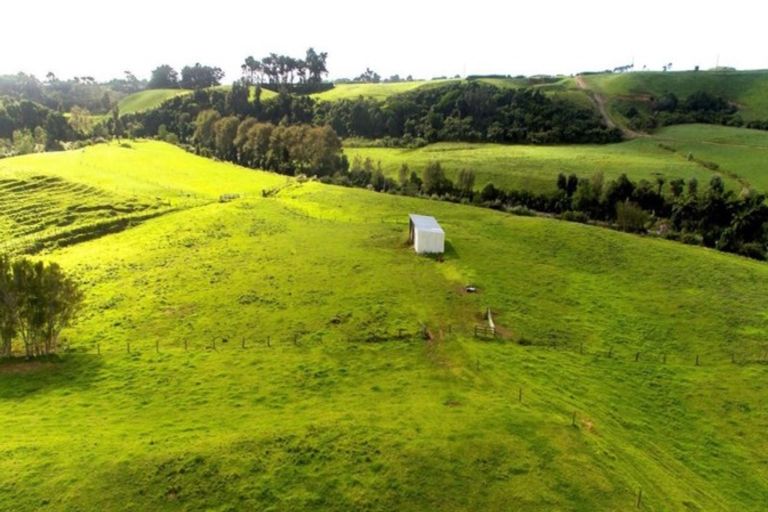 Photo of property in 61 Surrey Hill Road, Kaitake, New Plymouth, 4374