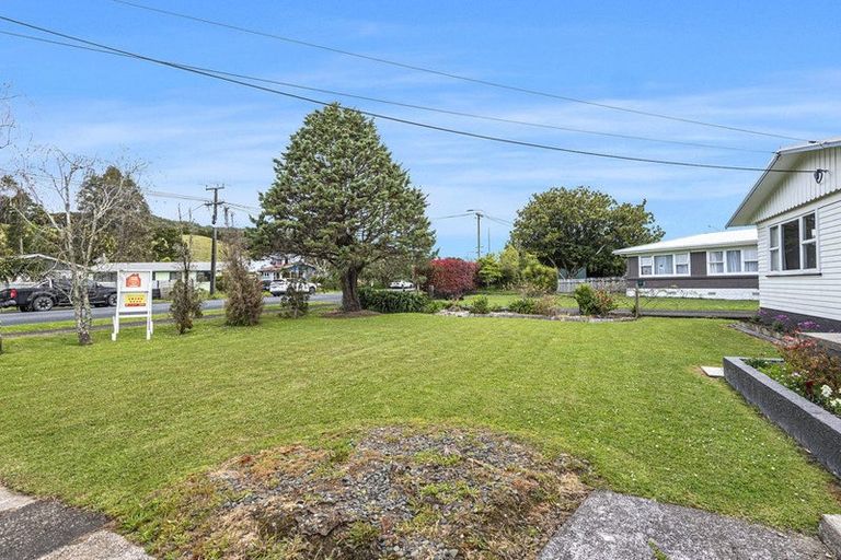 Photo of property in 132 George Street, Hikurangi, 0114