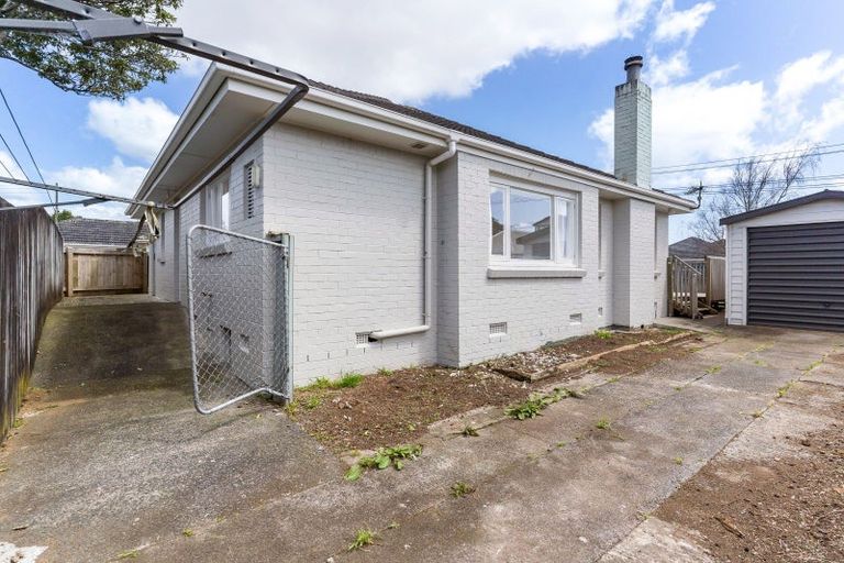 Photo of property in 31 Clevedon Road, Papakura, 2110