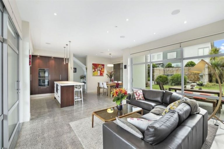 Photo of property in 81 Aston Drive, Waimairi Beach, Christchurch, 8083