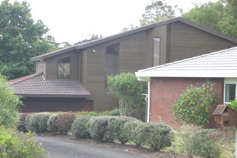 Photo of property in 25 Chedworth Drive, Glenfield, Auckland, 0629