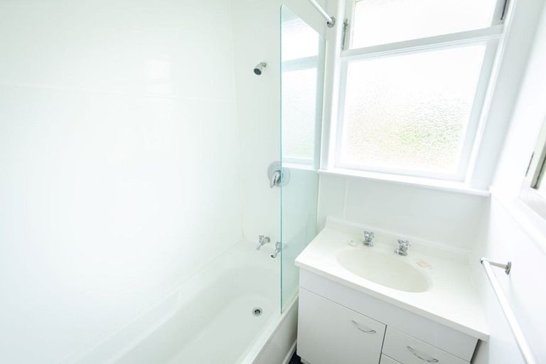 Photo of property in 266 Malfroy Road, Pomare, Rotorua, 3015