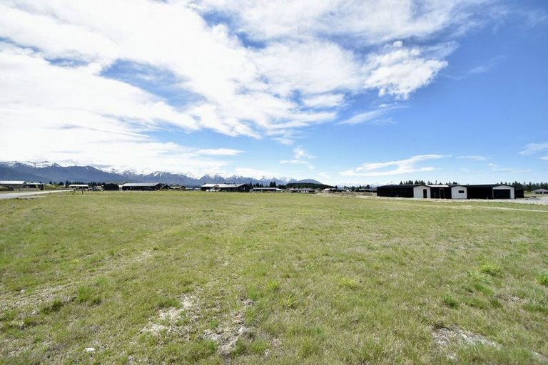 Photo of property in 10 Peak Drive, Twizel, 7901