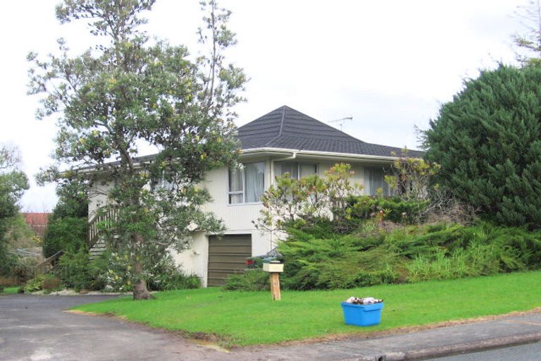 Photo of property in 56 Rosario Crescent, Red Beach, 0932