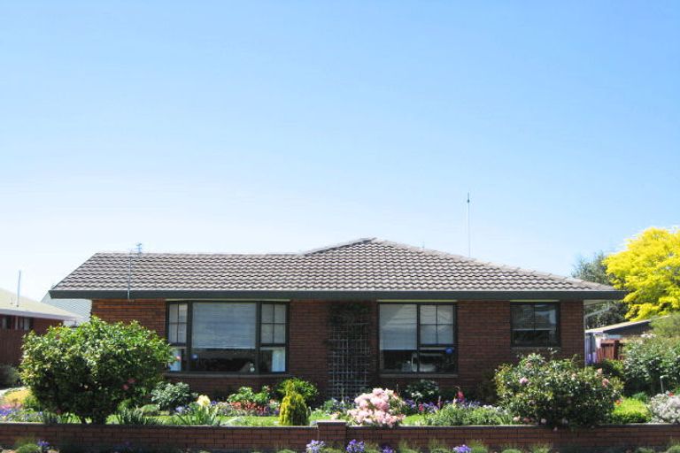 Photo of property in 2/50 Dunbarton Street, Redwood, Christchurch, 8051