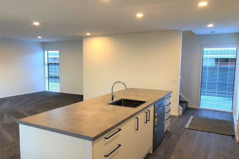 Photo of property in 4/49 Olliviers Road, Phillipstown, Christchurch, 8011