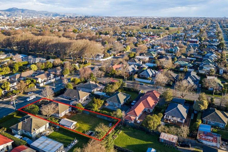 Photo of property in 241 Innes Road, Mairehau, Christchurch, 8052