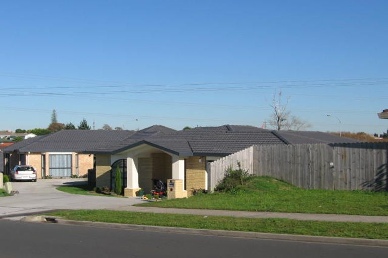 Photo of property in 51 Robin Brooke Drive, Flat Bush, Auckland, 2019
