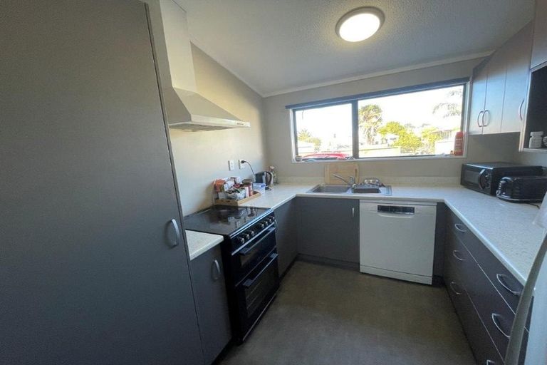 Photo of property in 88 Eversham Road, Mount Maunganui, 3116