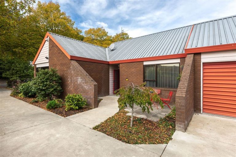 Photo of property in 1/66a Bowenvale Avenue, Cashmere, Christchurch, 8022