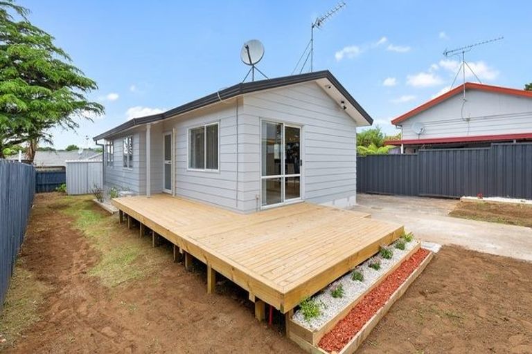 Photo of property in 1/157 Te Irirangi Drive, Flat Bush, Auckland, 2019