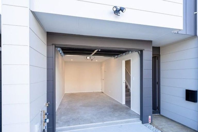 Photo of property in 50 Tukari Lane, Mangere Bridge, Auckland, 2022