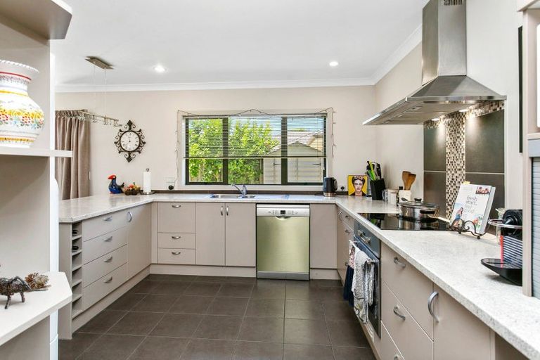 Photo of property in 96 Tennyson Street, Leamington, Cambridge, 3432