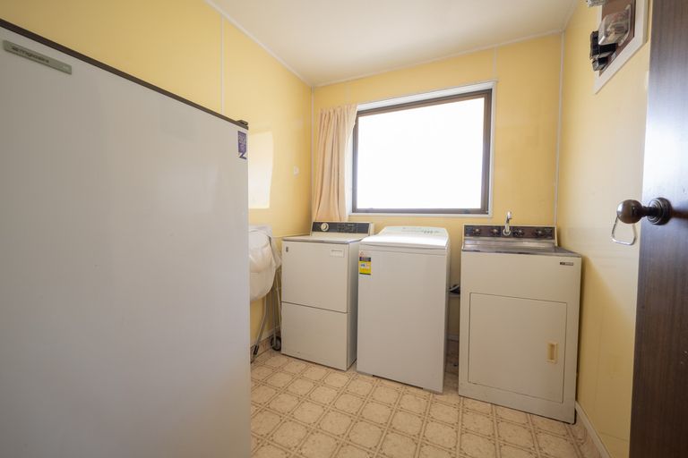 Photo of property in 2 Hart Place, Bridge Hill, Alexandra, 9320