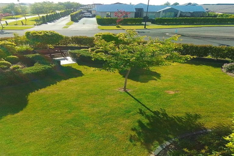 Photo of property in 46 Plescher Crescent, Leamington, Cambridge, 3432