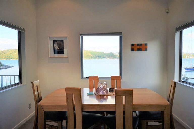 Photo of property in Marrakech Cafe, 10/305 Evans Bay Parade, Hataitai, Wellington, 6021