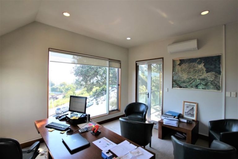 Photo of property in 112 Gladstone Road, Parnell, Auckland, 1052