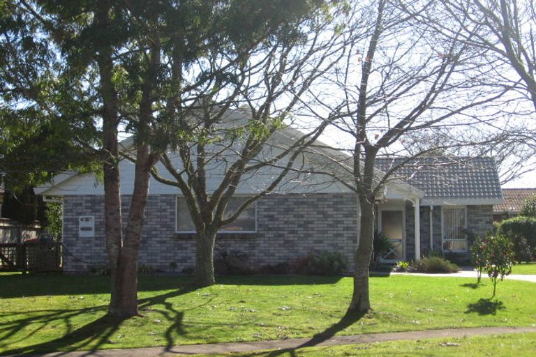 Photo of property in 6 Ensign Place, Flagstaff, Hamilton, 3210